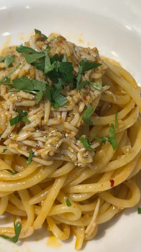 Rosamarina e shirasu, pomodoro e capperi 生しらすロザマリーナと釜揚げしらす、トマトとケイパーの辛いソース