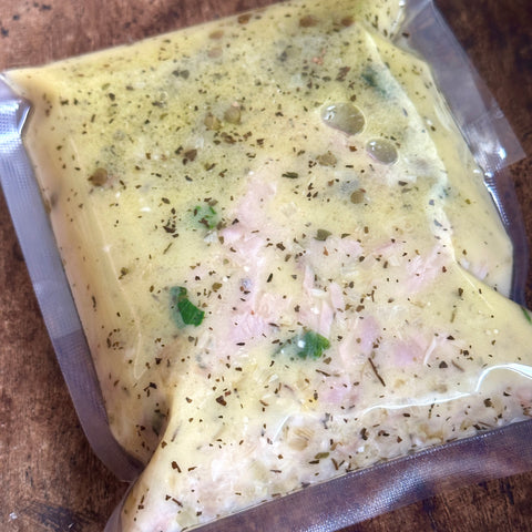 Sugo di bonito confit e pepe sanshō fresco カツオコンフィと実山椒のパスタソース
